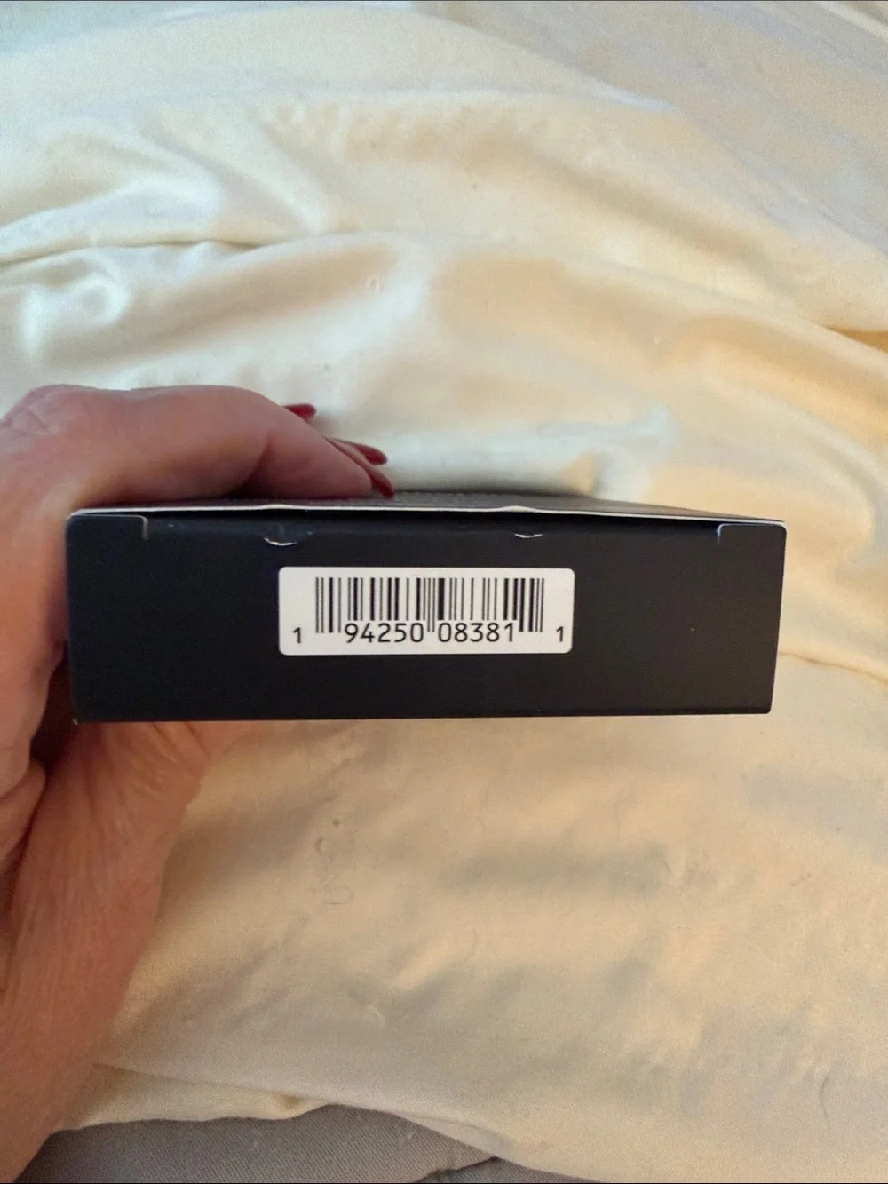 bareMinerals BAREPRO 24HR Skin Perfecting Talc-Free Matte Powder Foundation NEW